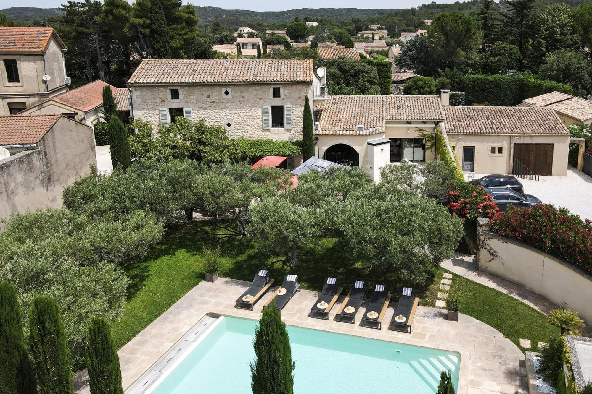 La Belle Vie Saint-Hilaire-d'Ozilhan Exterior photo