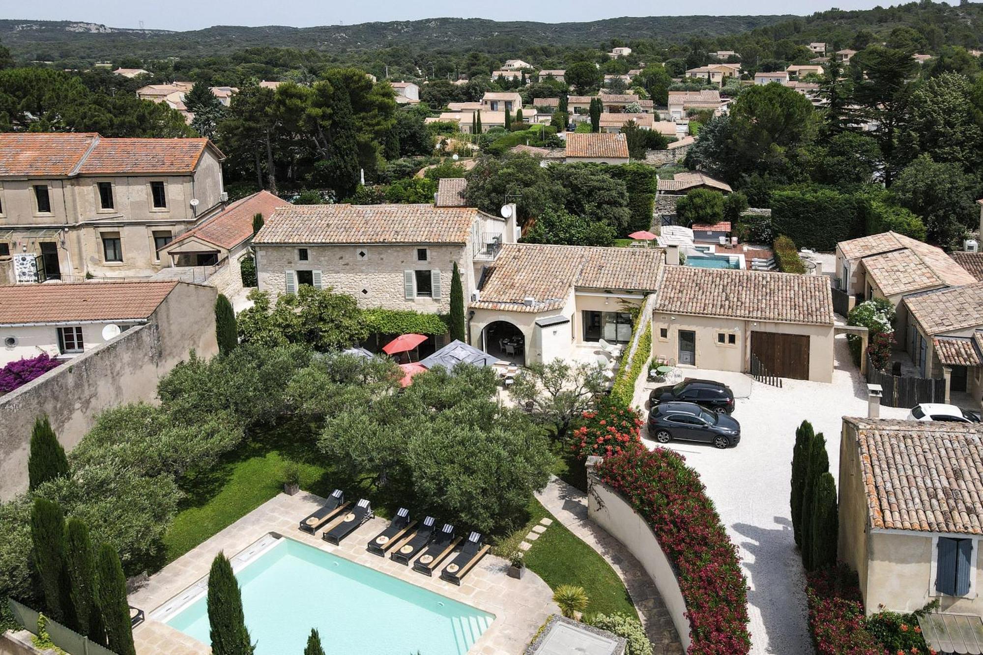 La Belle Vie Saint-Hilaire-d'Ozilhan Exterior photo